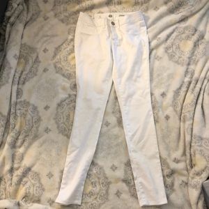 White jeans-with tags